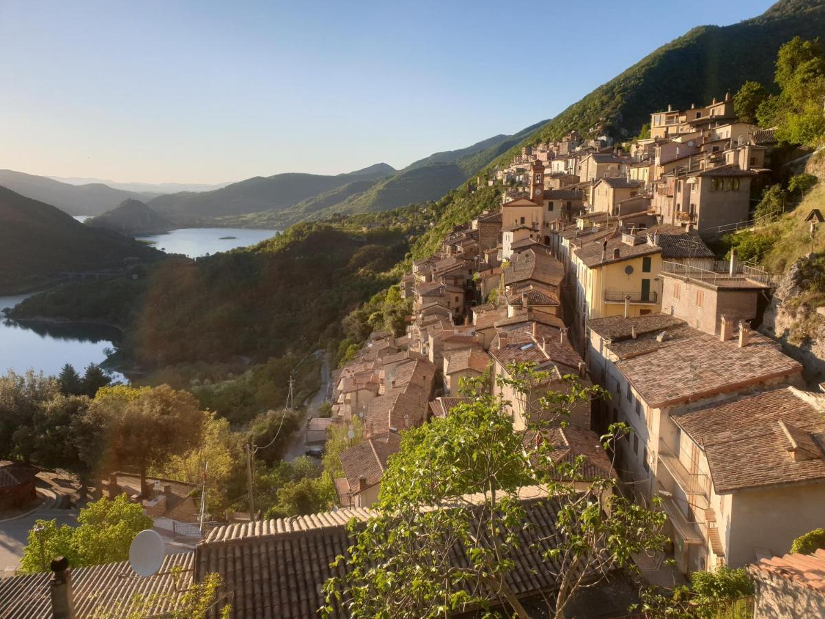 La Casa Sul Fiordo Lago Del Turano Paganico Sabino 외부 사진